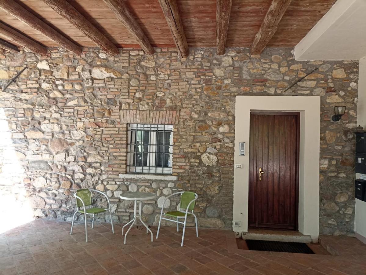Gabriele Country House デセンツァーノ・デル・ガルダ エクステリア 写真
